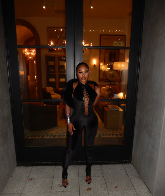 Hourglass x Shrug