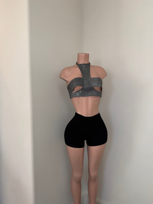 Tease Me x Gray